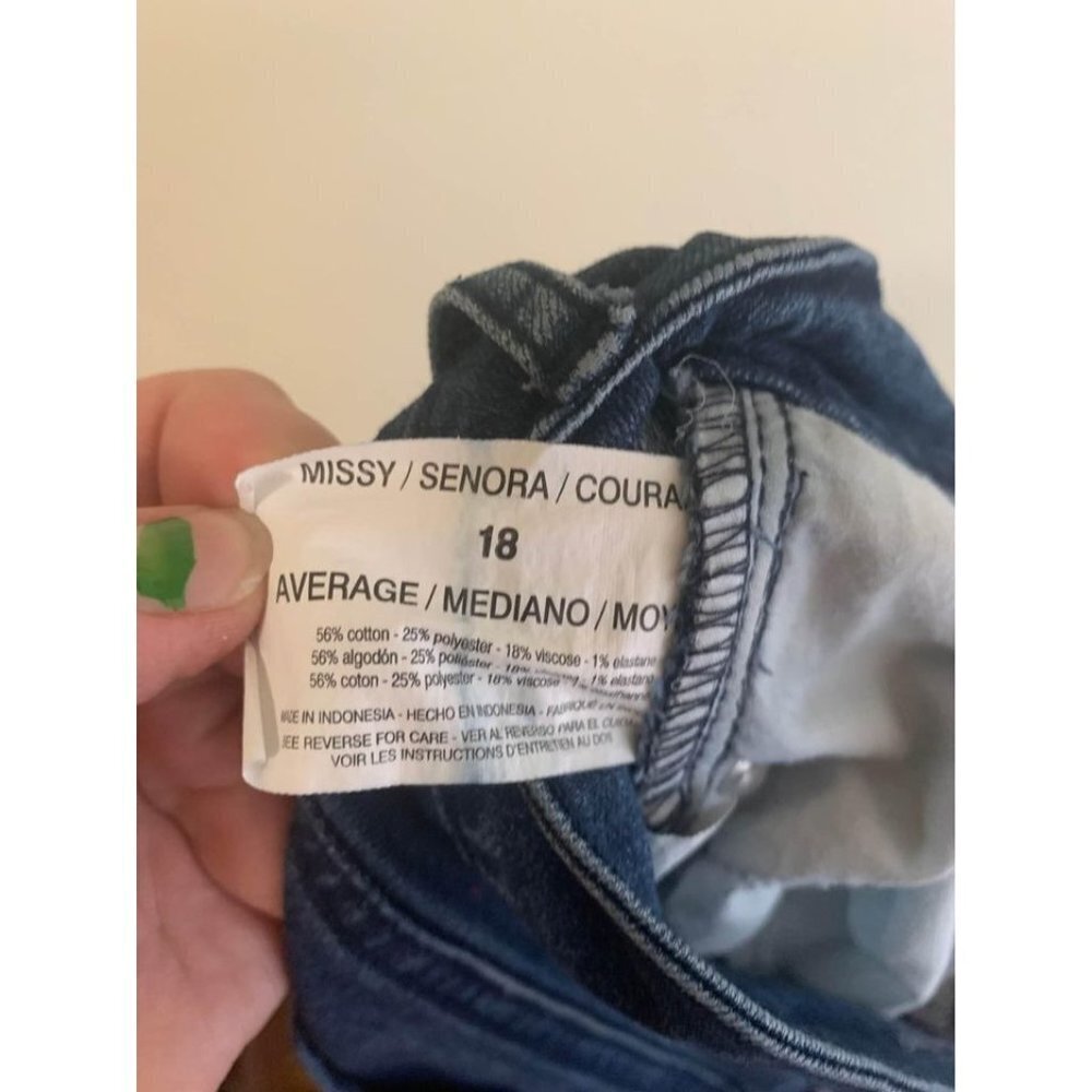 Gloria Vanderbilt Slimming Straight Denim Blue Jeans Women’s Plus Size 18 LS1 - Picture 5 of 5